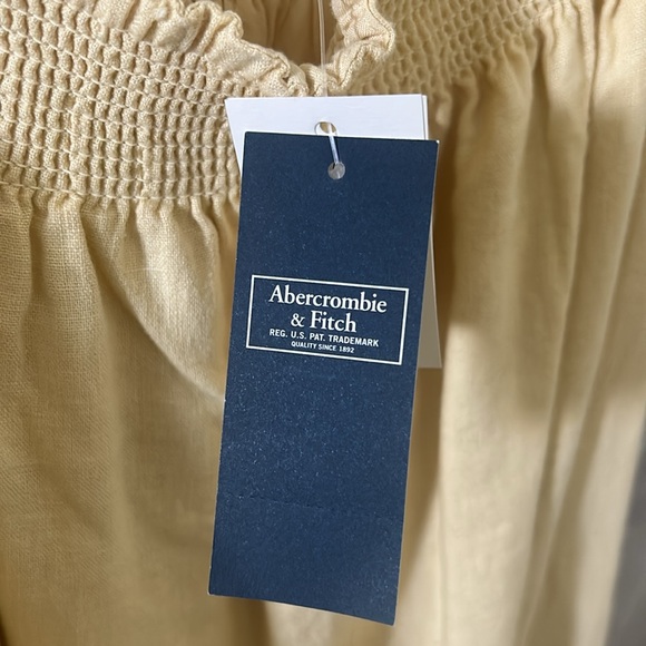 NWT Abercrombie & Fitch Emerson Puff Sleeve Babydoll Dress in YELLOW - Picture 3 of 8